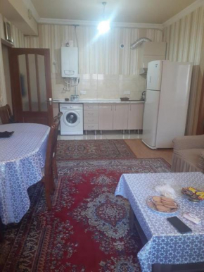 2 bedroom apartment Glendel Hills
